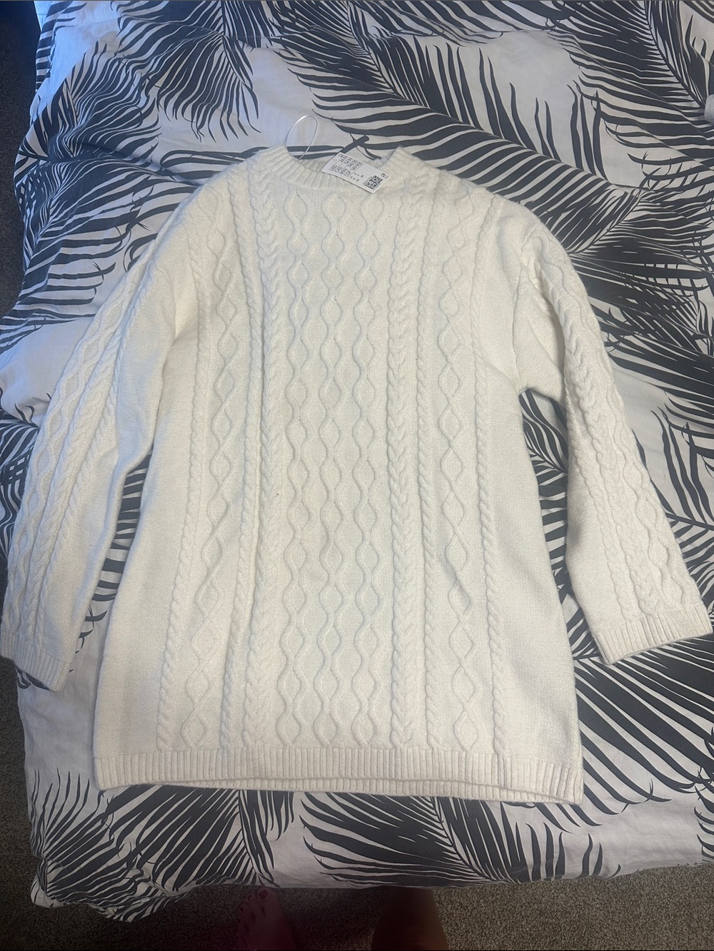 Women’s Cream Cable Knit Sweater dress